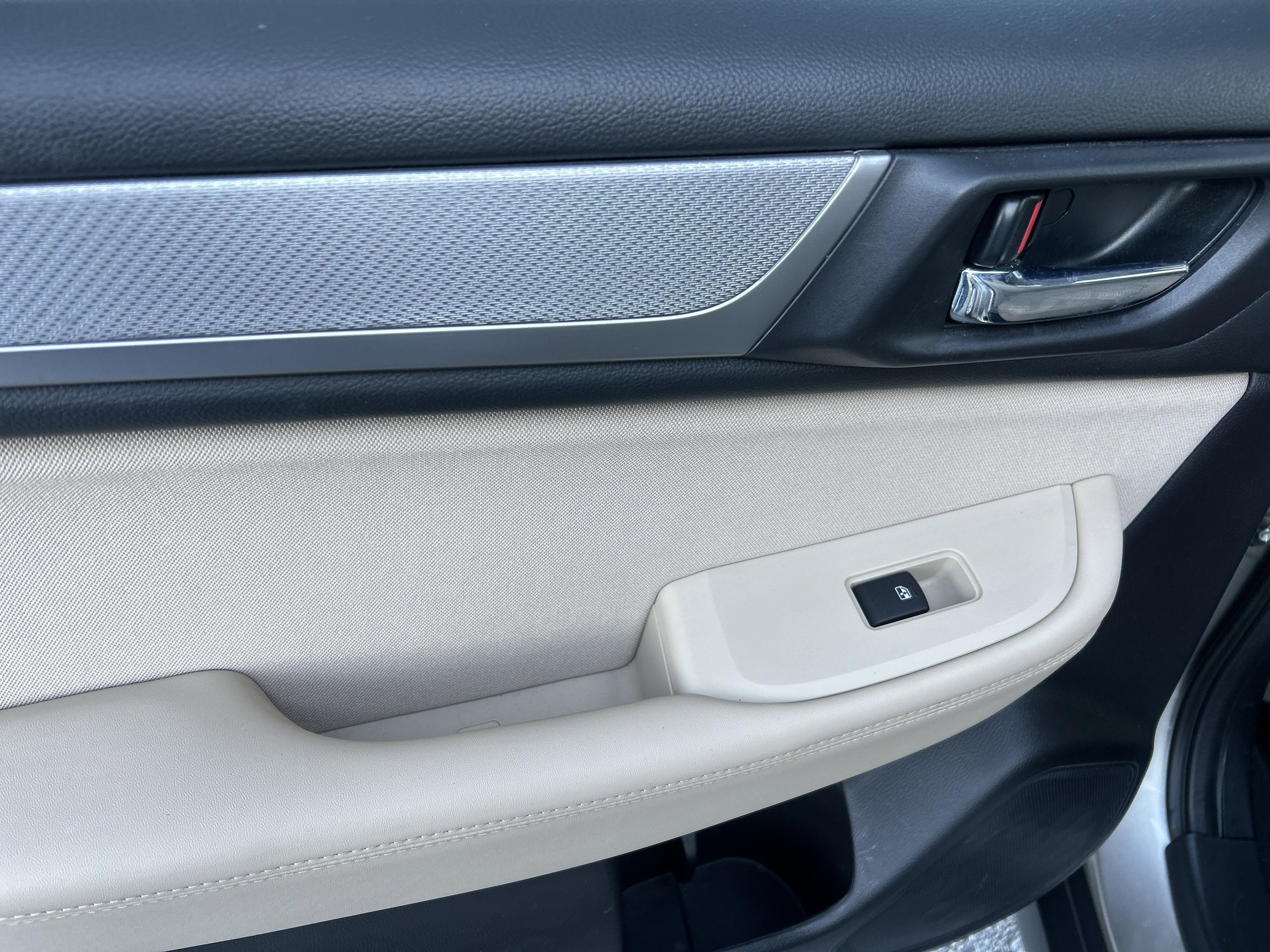 2017 Subaru Outback Premium