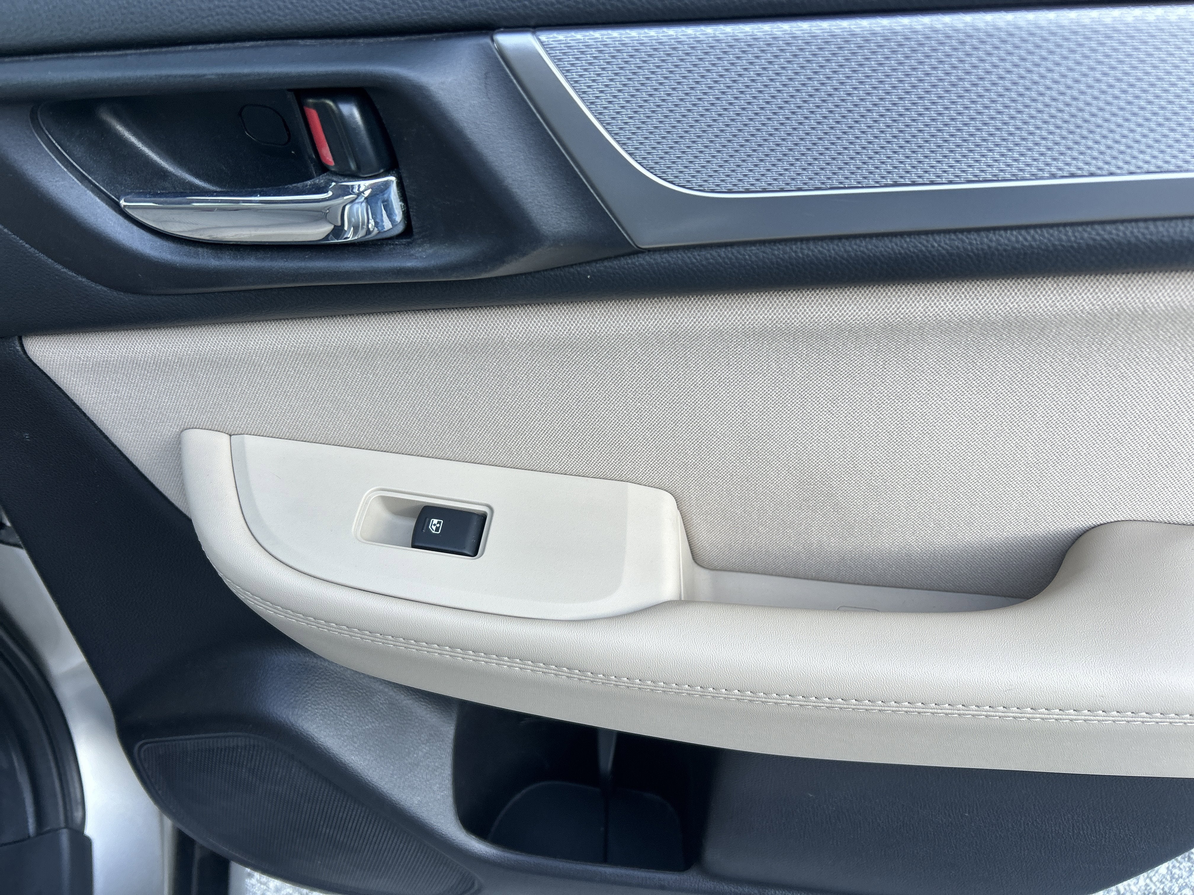 2017 Subaru Outback Premium