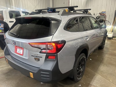 2025 Subaru Outback Base