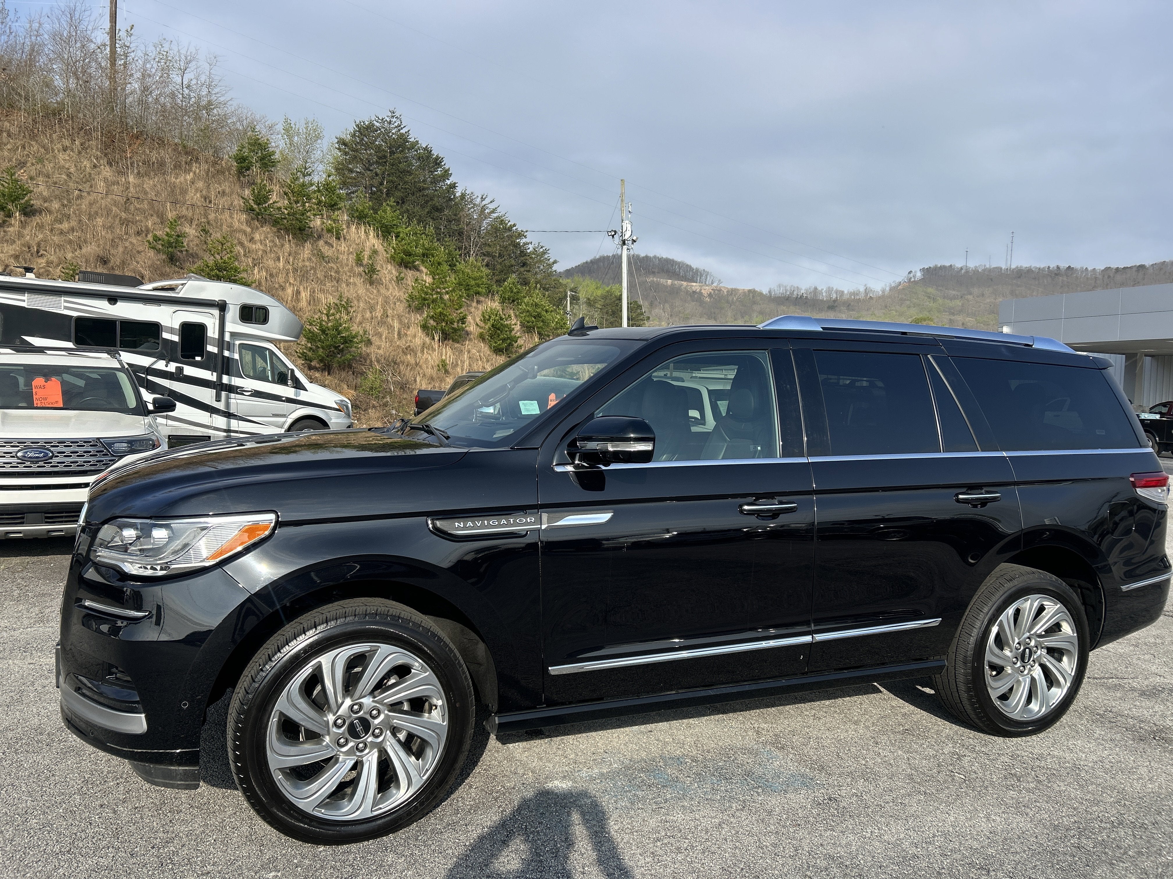 2024 Lincoln Navigator Reserve