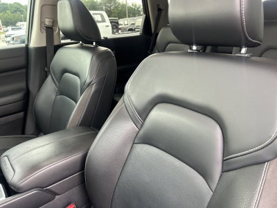 2022 Nissan Pathfinder SL