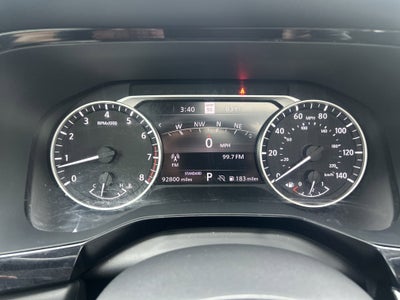 2022 Nissan Pathfinder SL