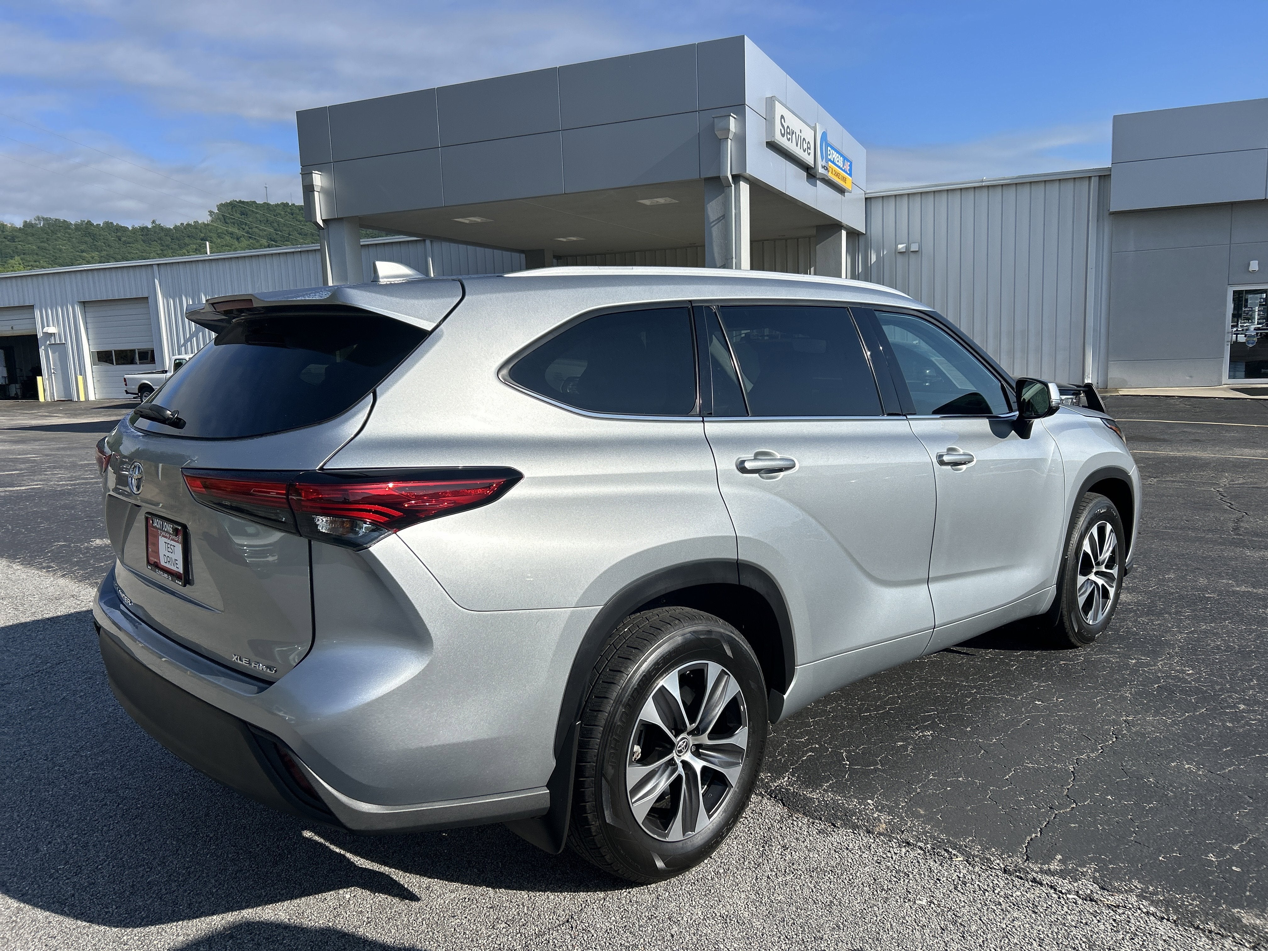 2022 Toyota Highlander XLE
