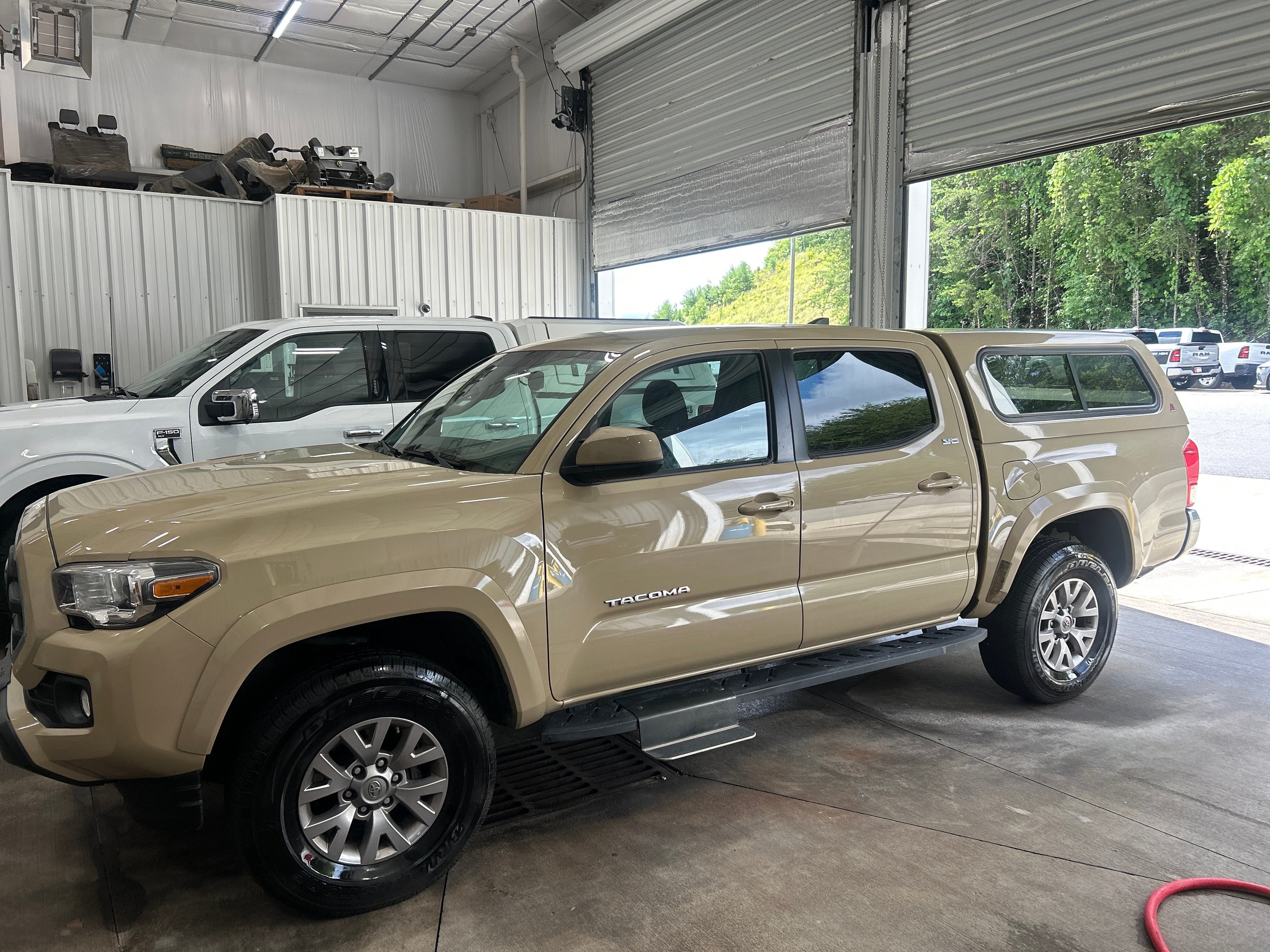 2017 Toyota Tacoma SR5