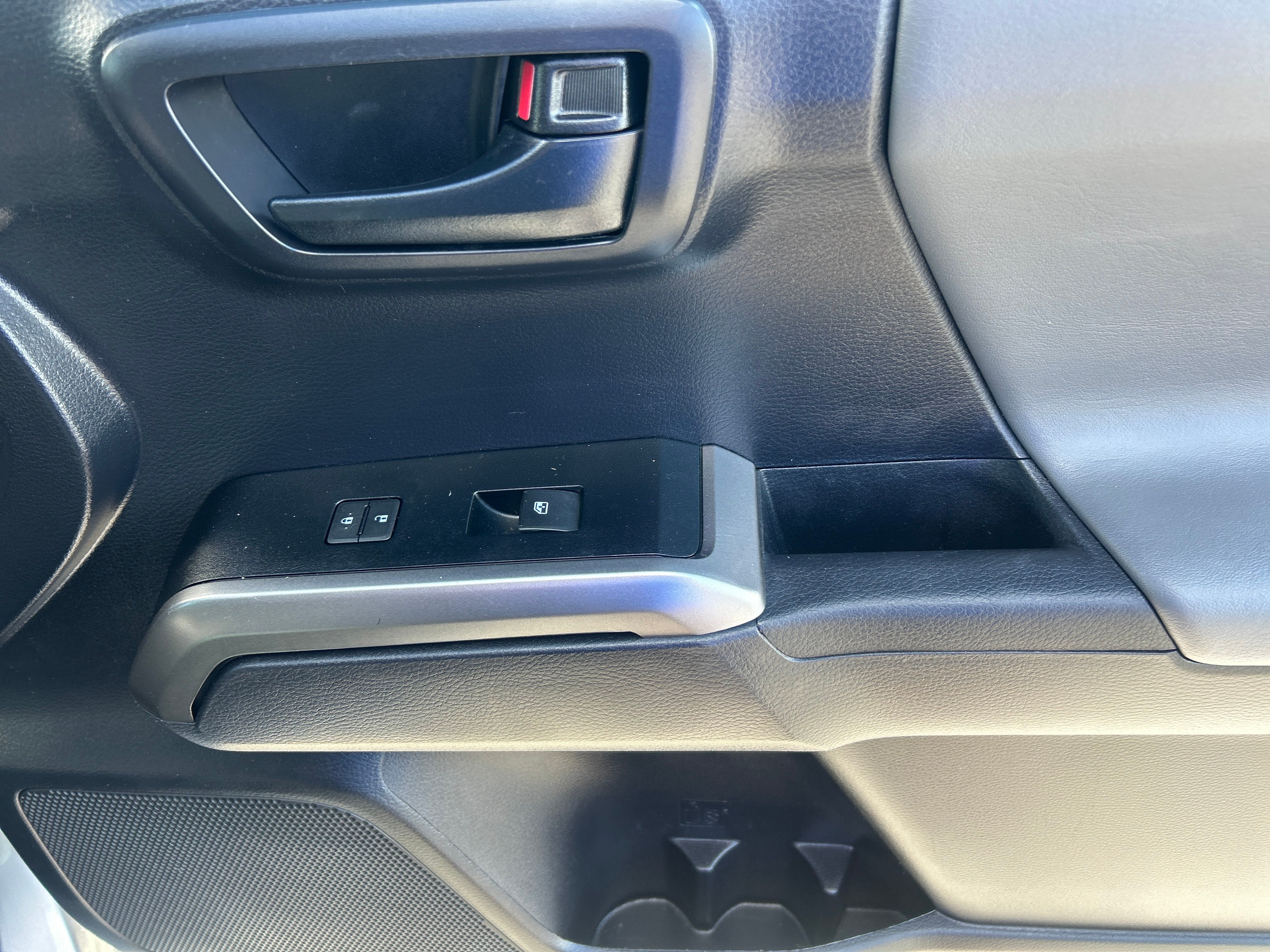 2021 Toyota Tacoma 2WD Base