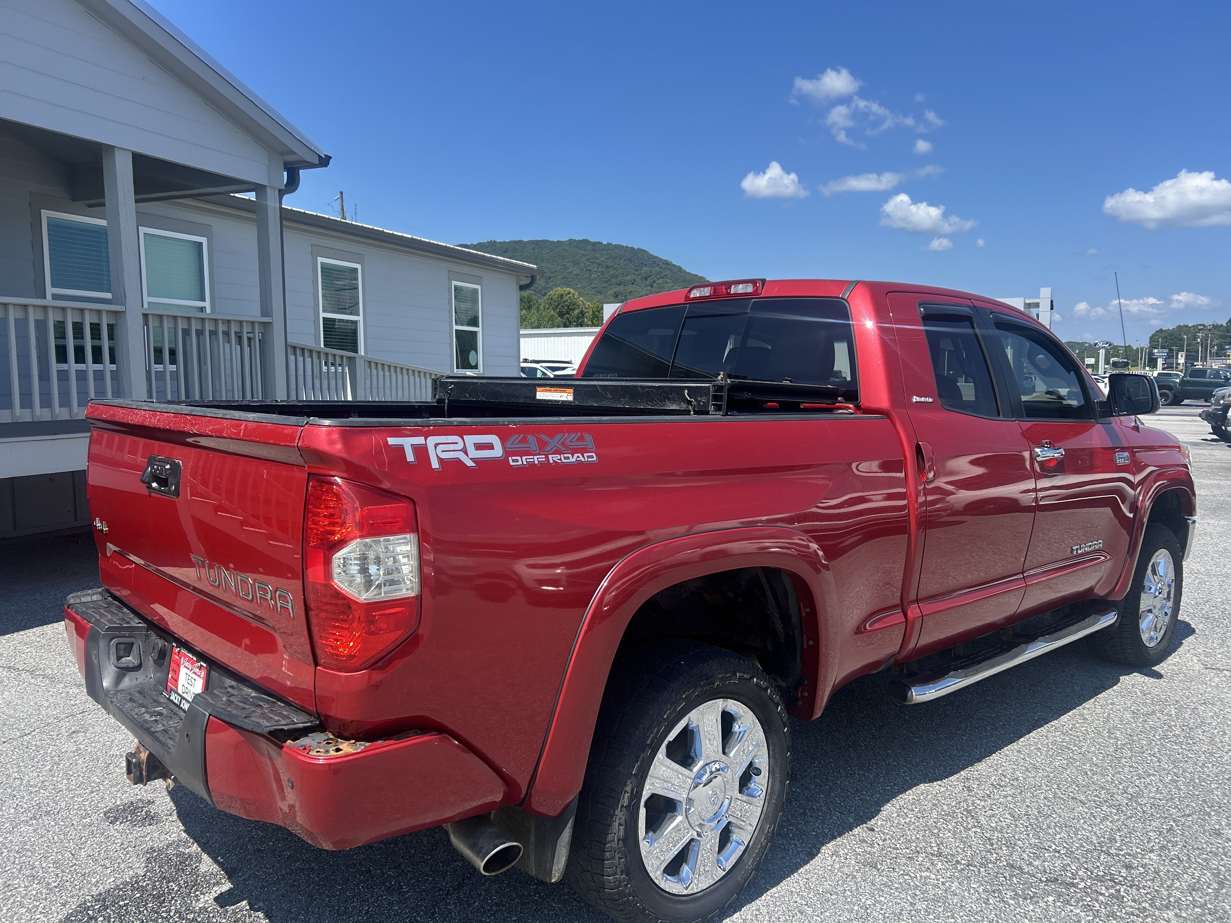 2015 Toyota Tundra 4WD Truck LTD