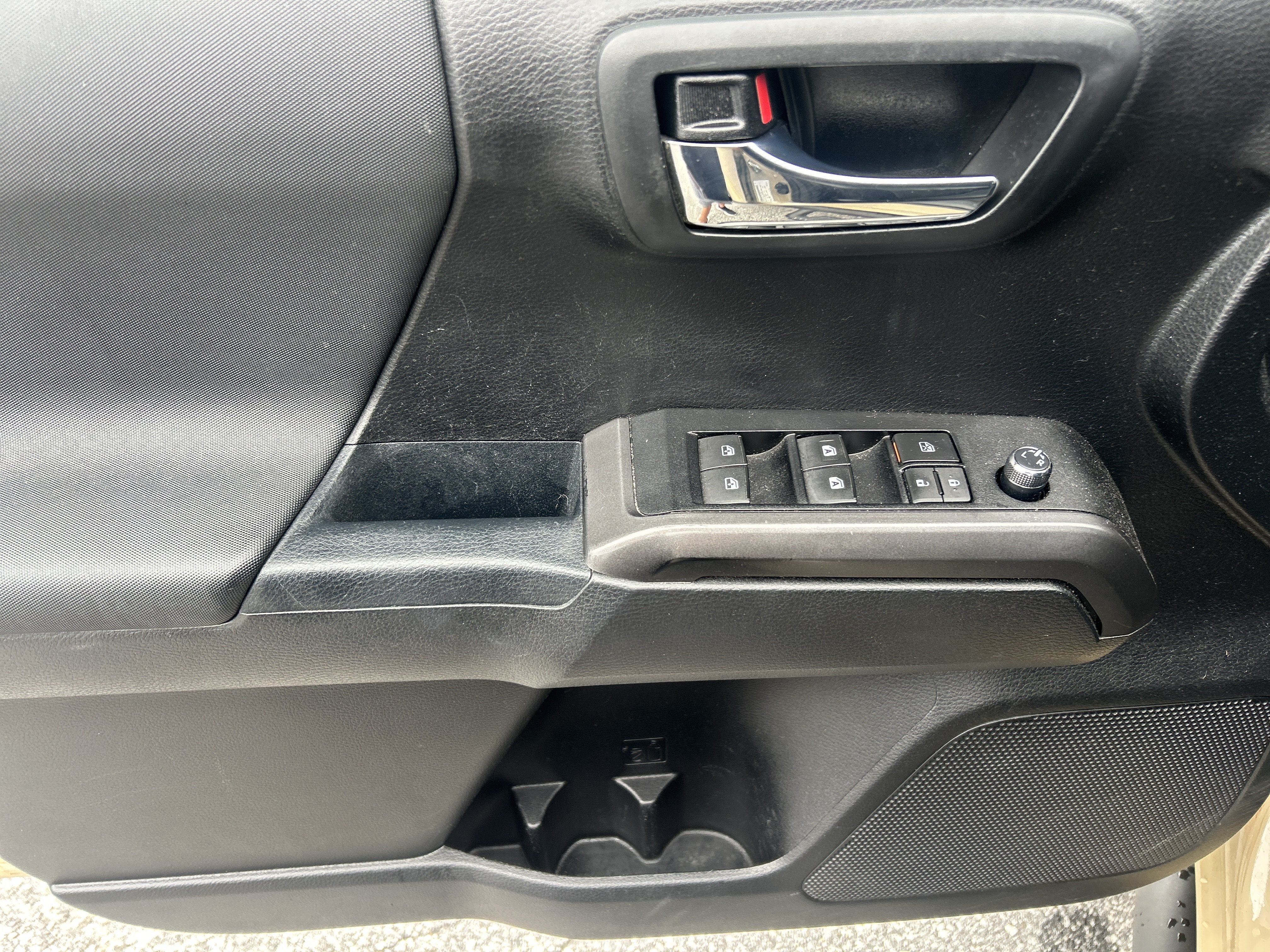 2017 Toyota Tacoma Base