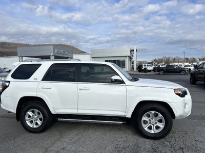 2017 Toyota 4Runner SR5