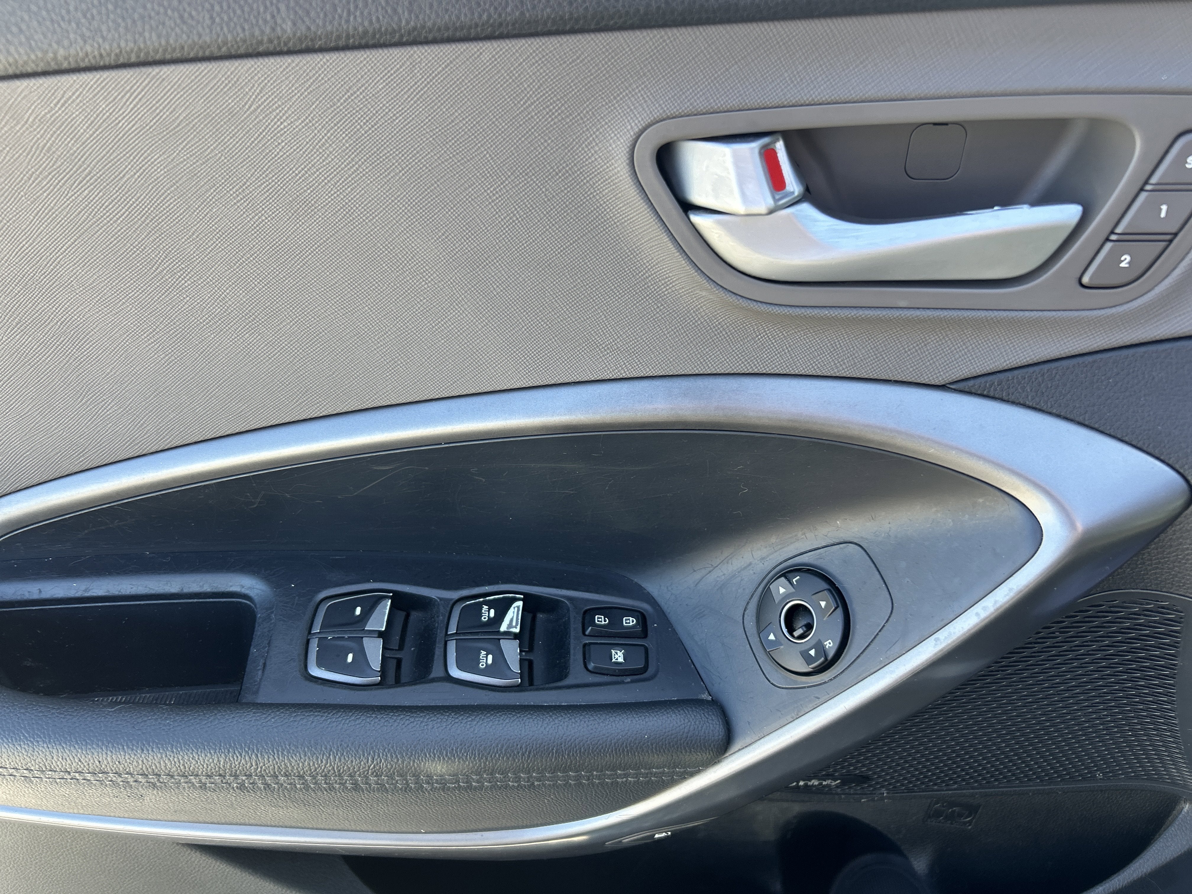 2017 Hyundai Santa Fe Limited Ultimate