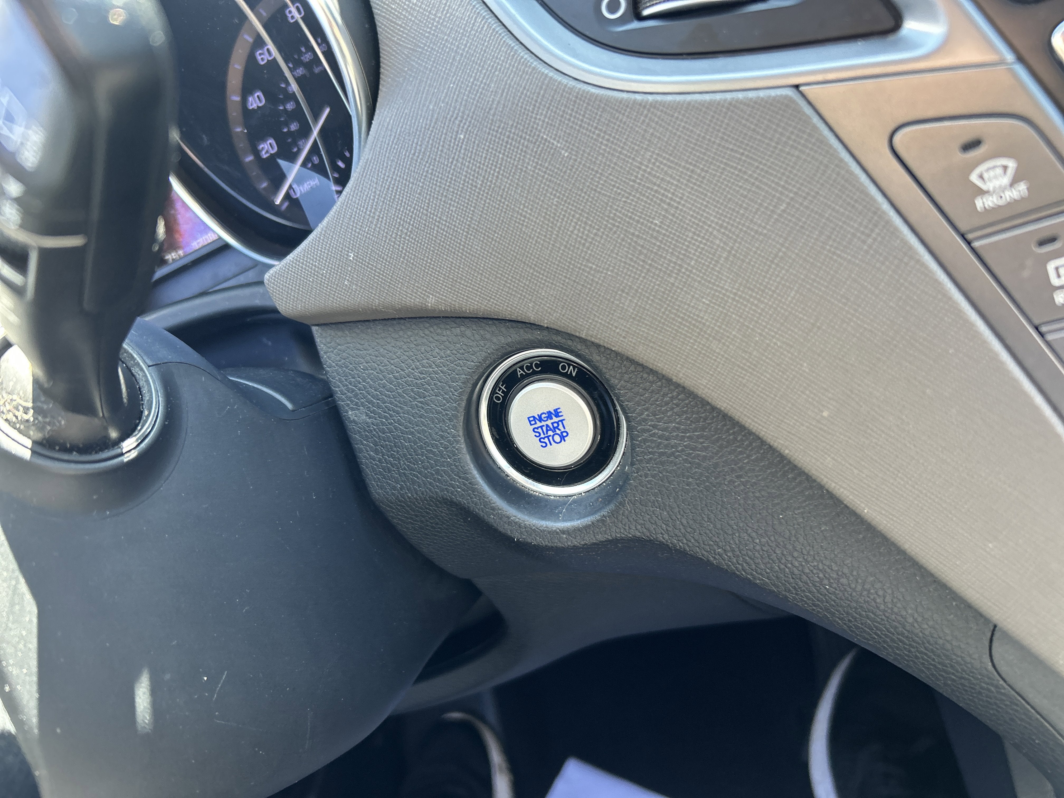 2017 Hyundai Santa Fe Limited Ultimate