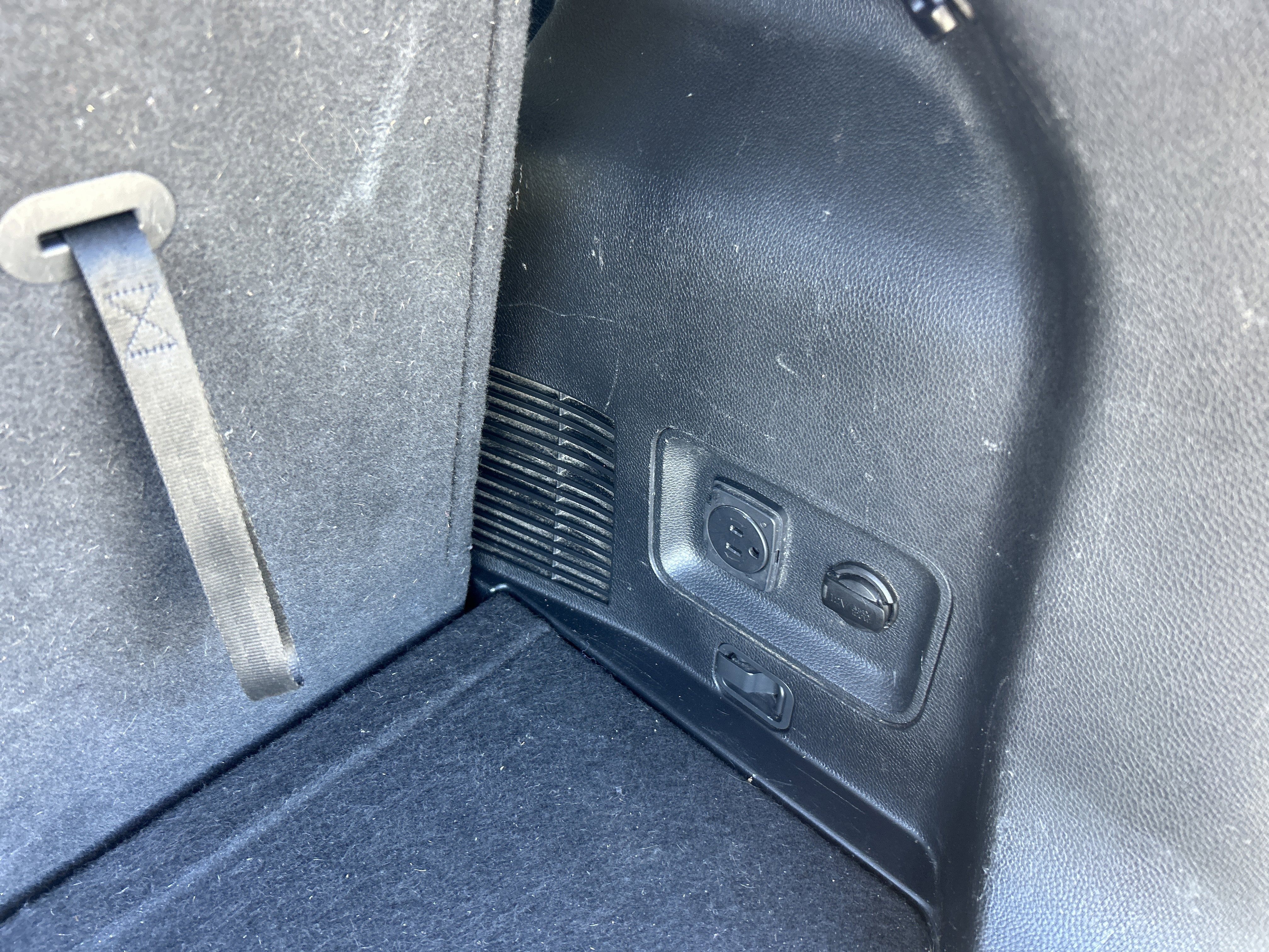 2017 Hyundai Santa Fe Limited Ultimate