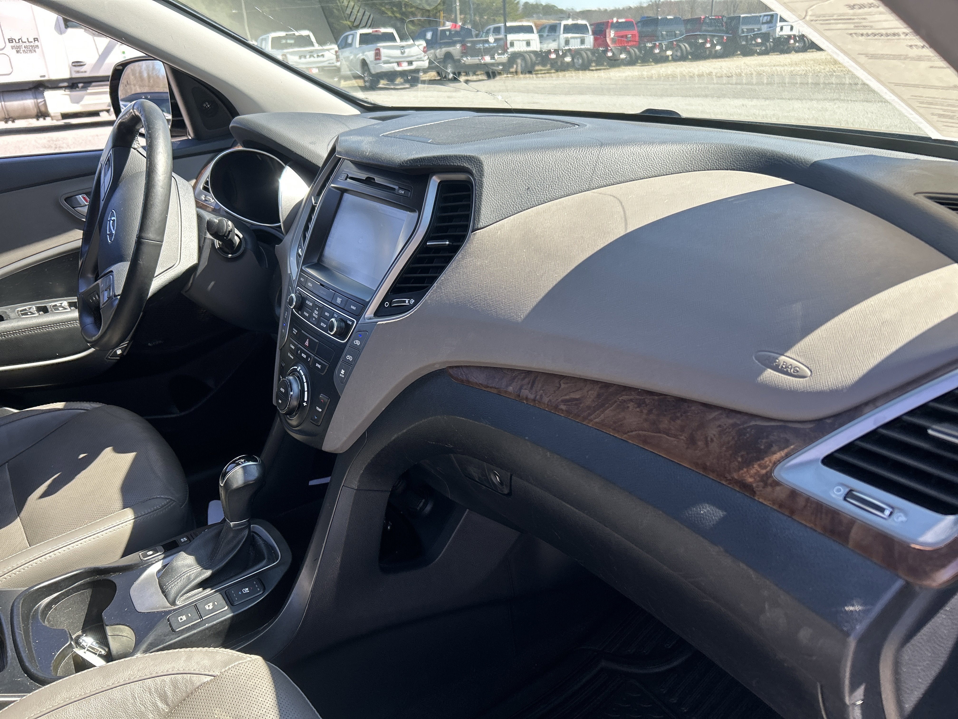 2017 Hyundai Santa Fe Limited Ultimate