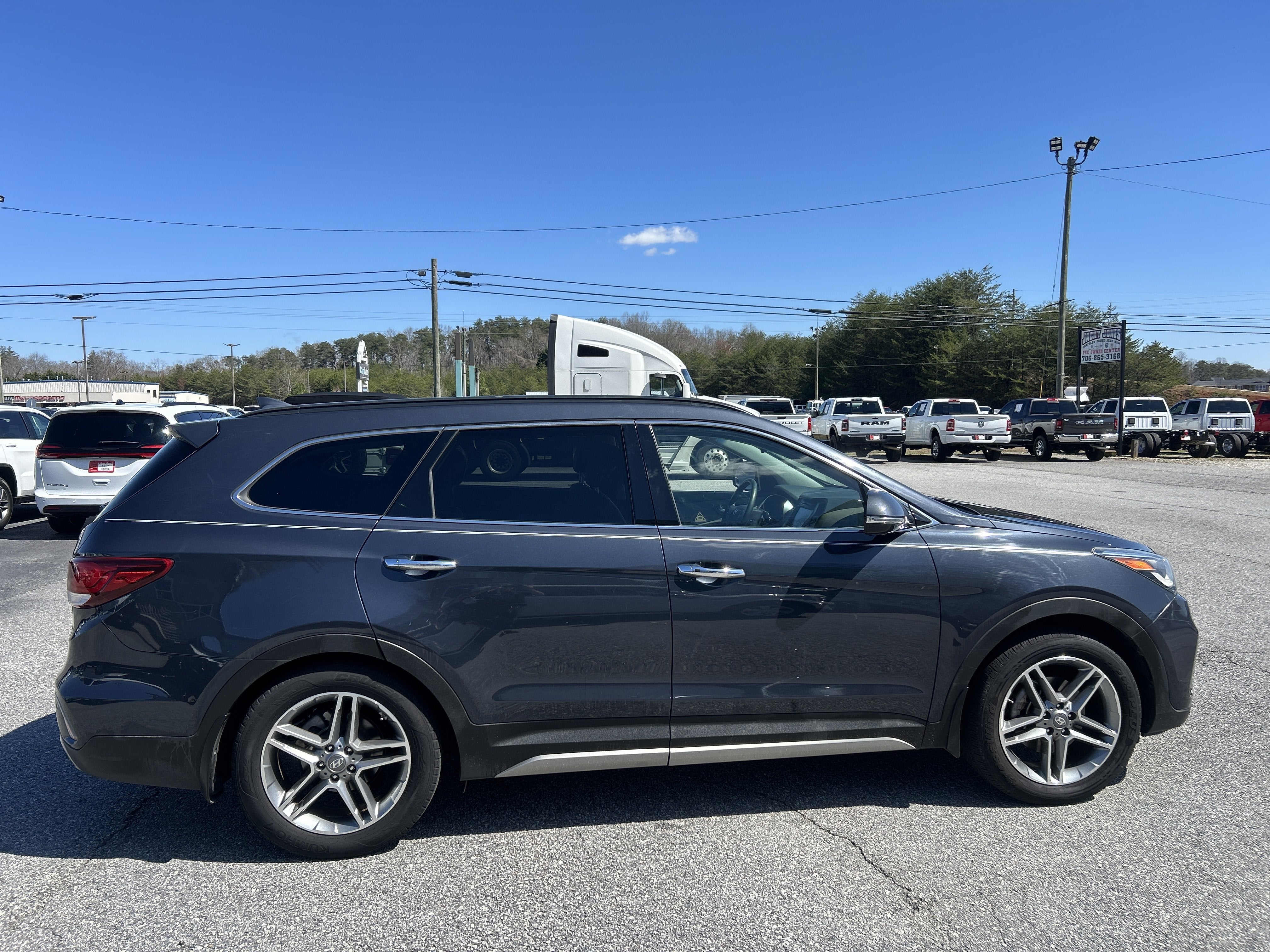 2017 Hyundai Santa Fe Limited Ultimate