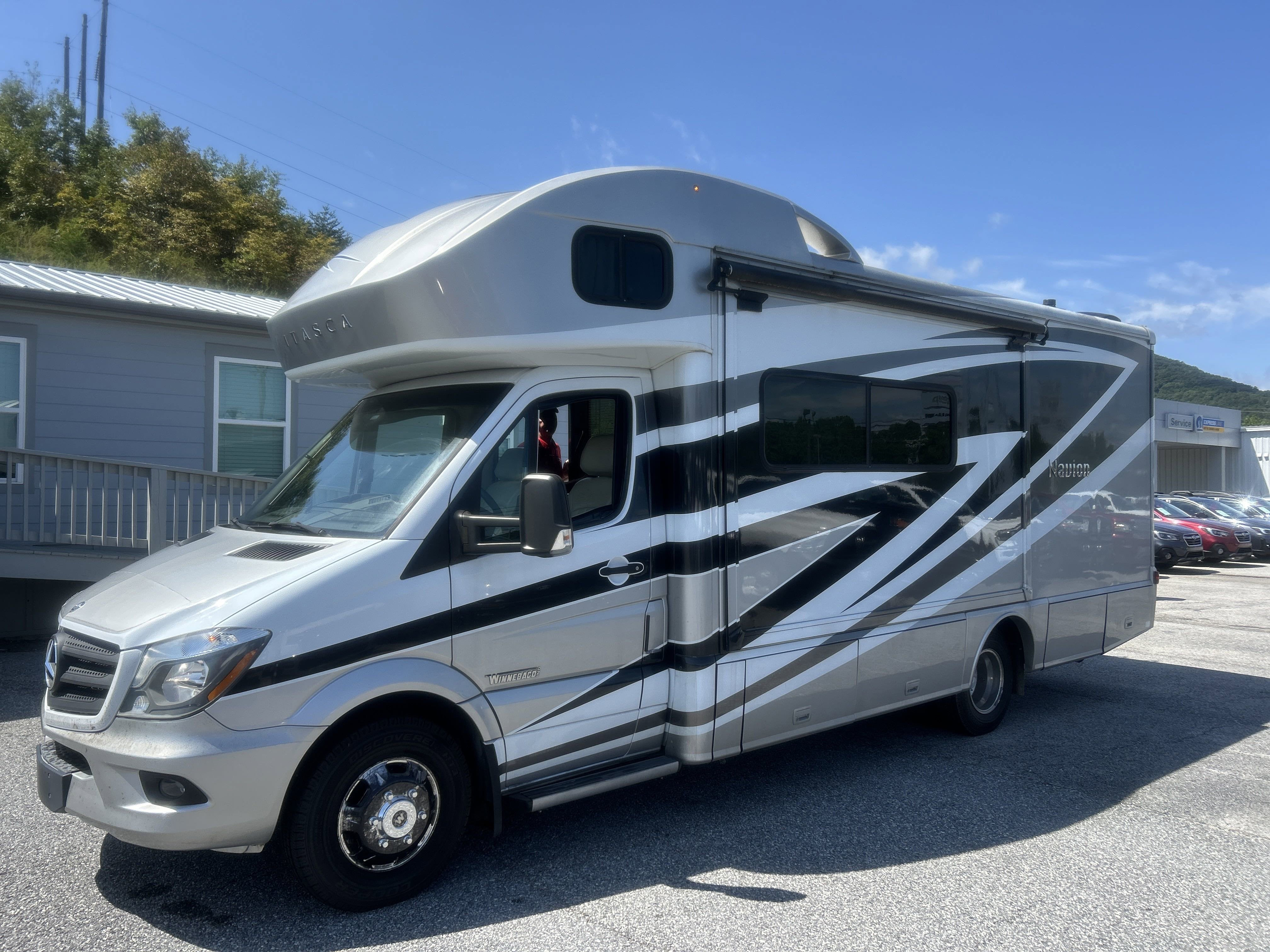 2015 Mercedes-Benz Sprinter Chassis-Cabs Camper