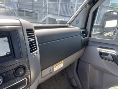 2015 Mercedes-Benz Sprinter Chassis-Cabs Camper