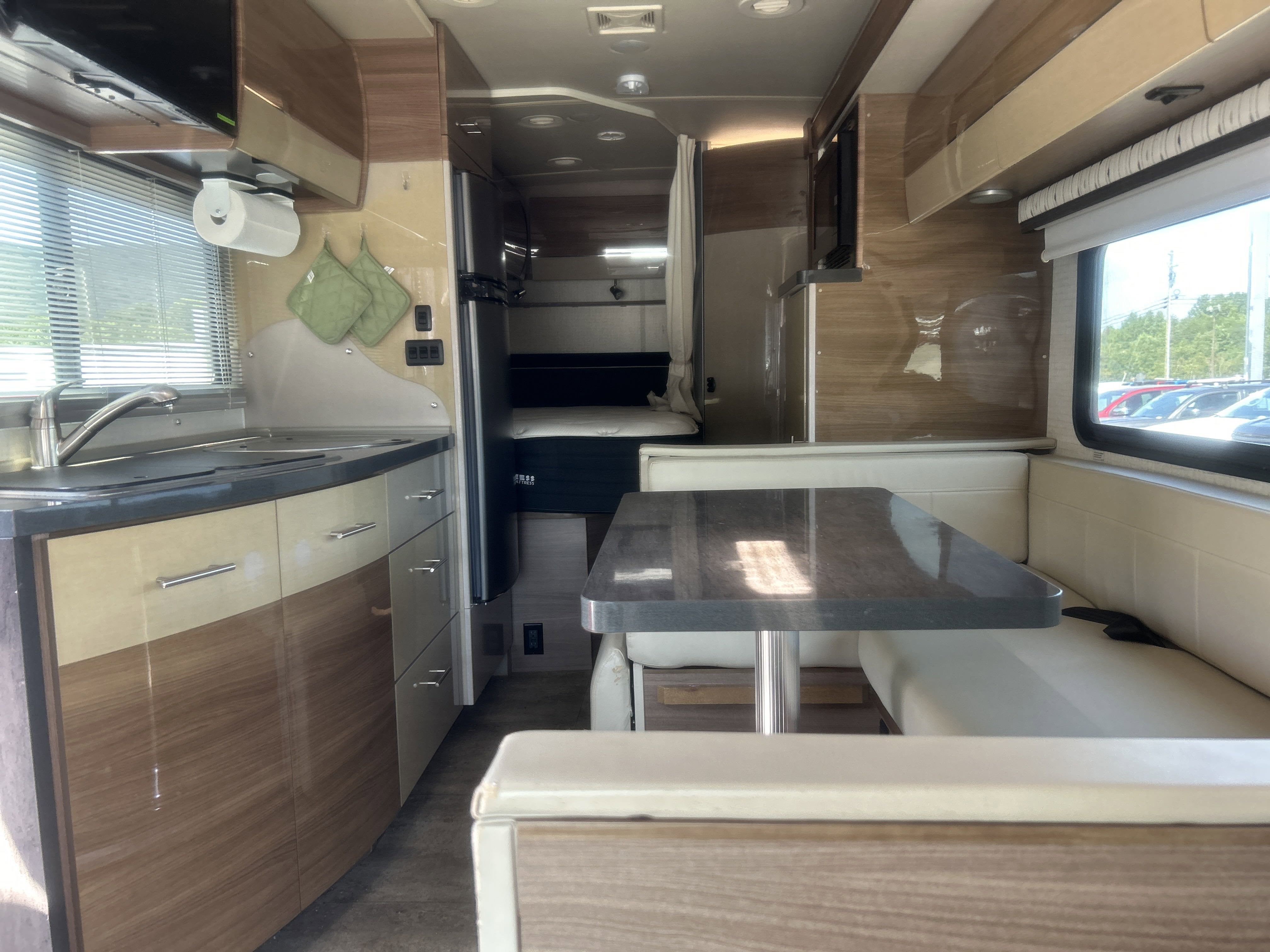 2015 Mercedes-Benz Sprinter Chassis-Cabs Camper