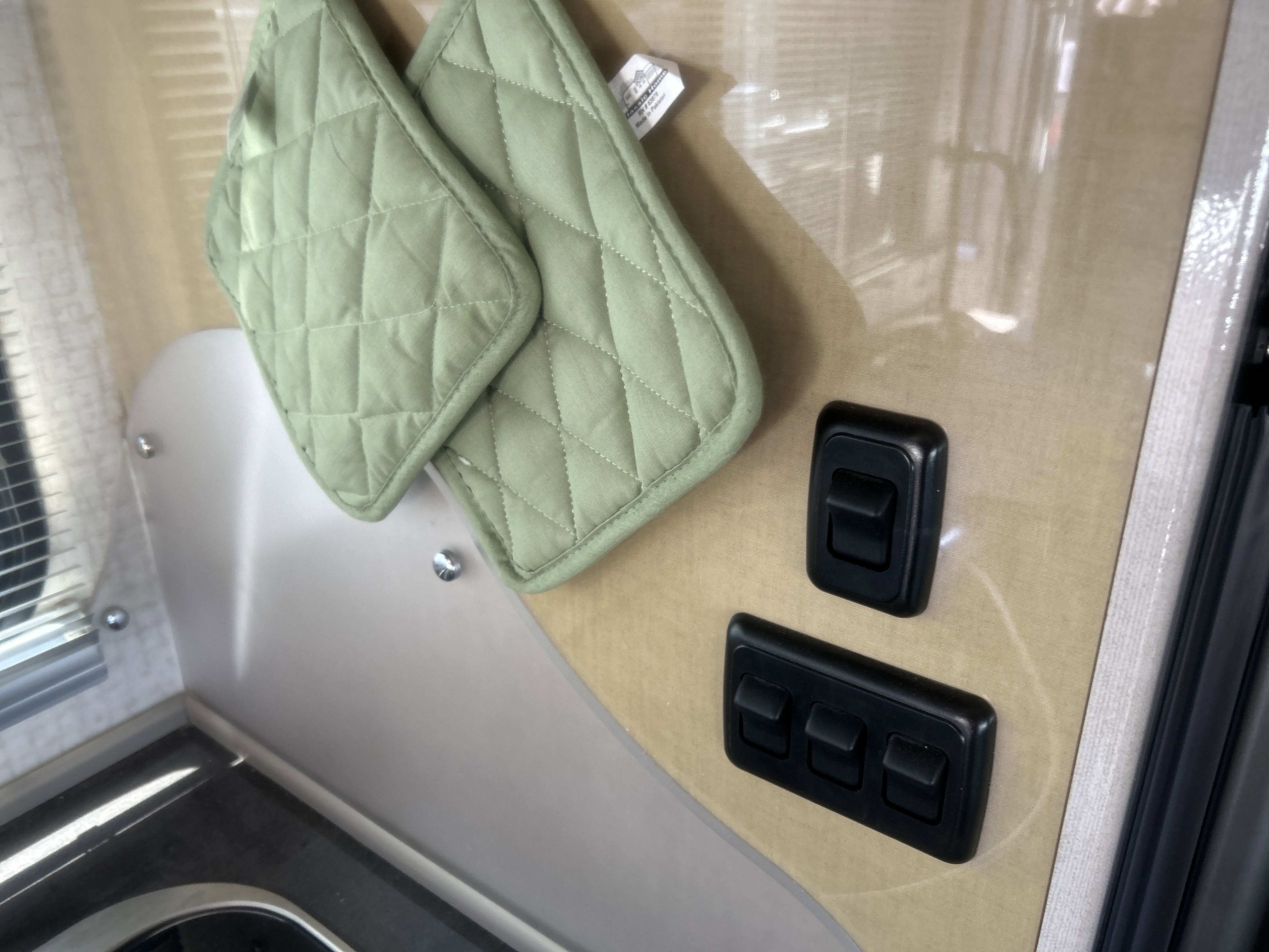 2015 Mercedes-Benz Sprinter Chassis-Cabs Camper