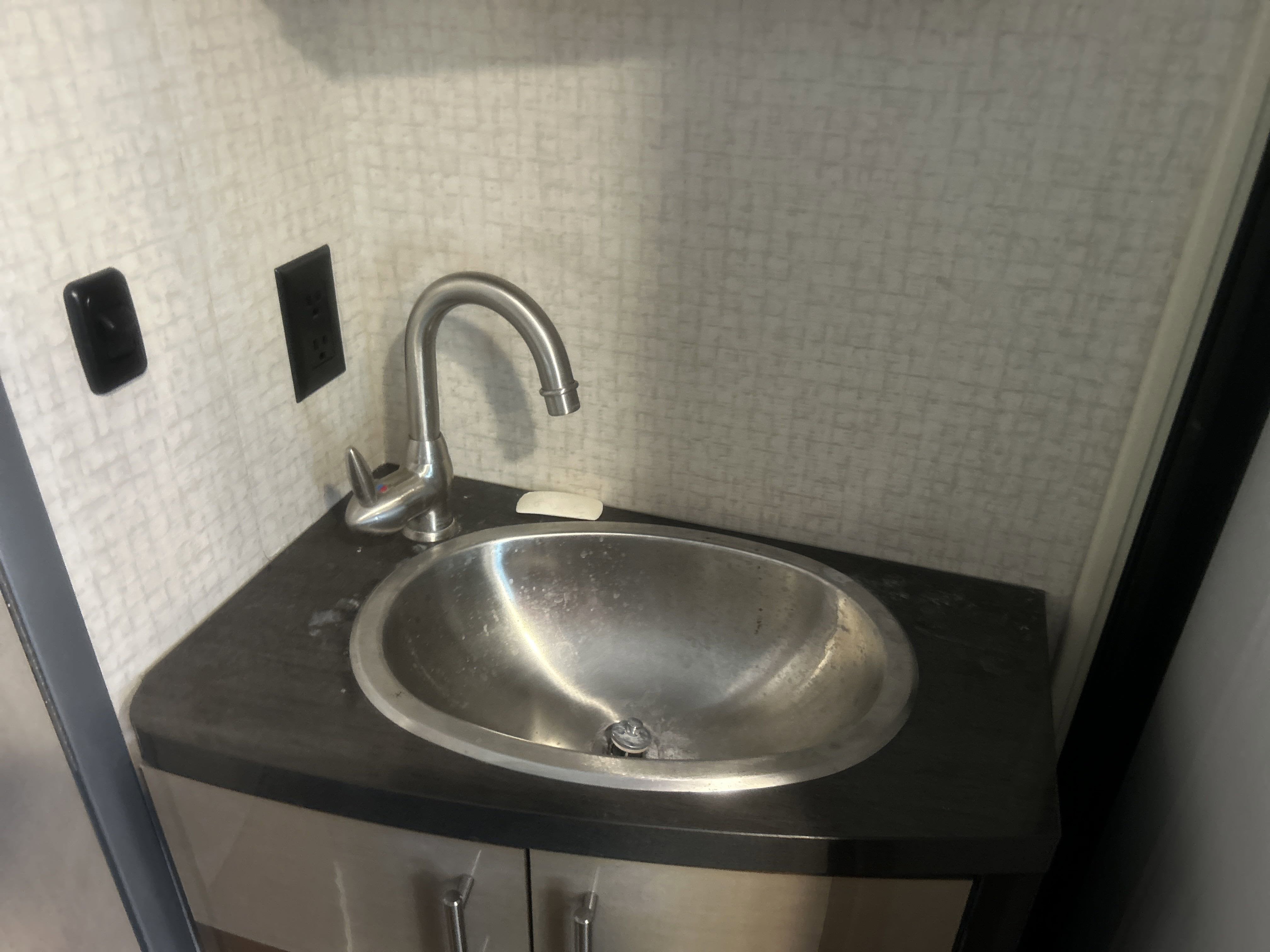 2015 Mercedes-Benz Sprinter Chassis-Cabs Camper