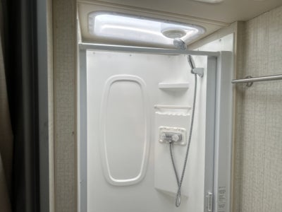 2015 Mercedes-Benz Sprinter Chassis-Cabs Camper