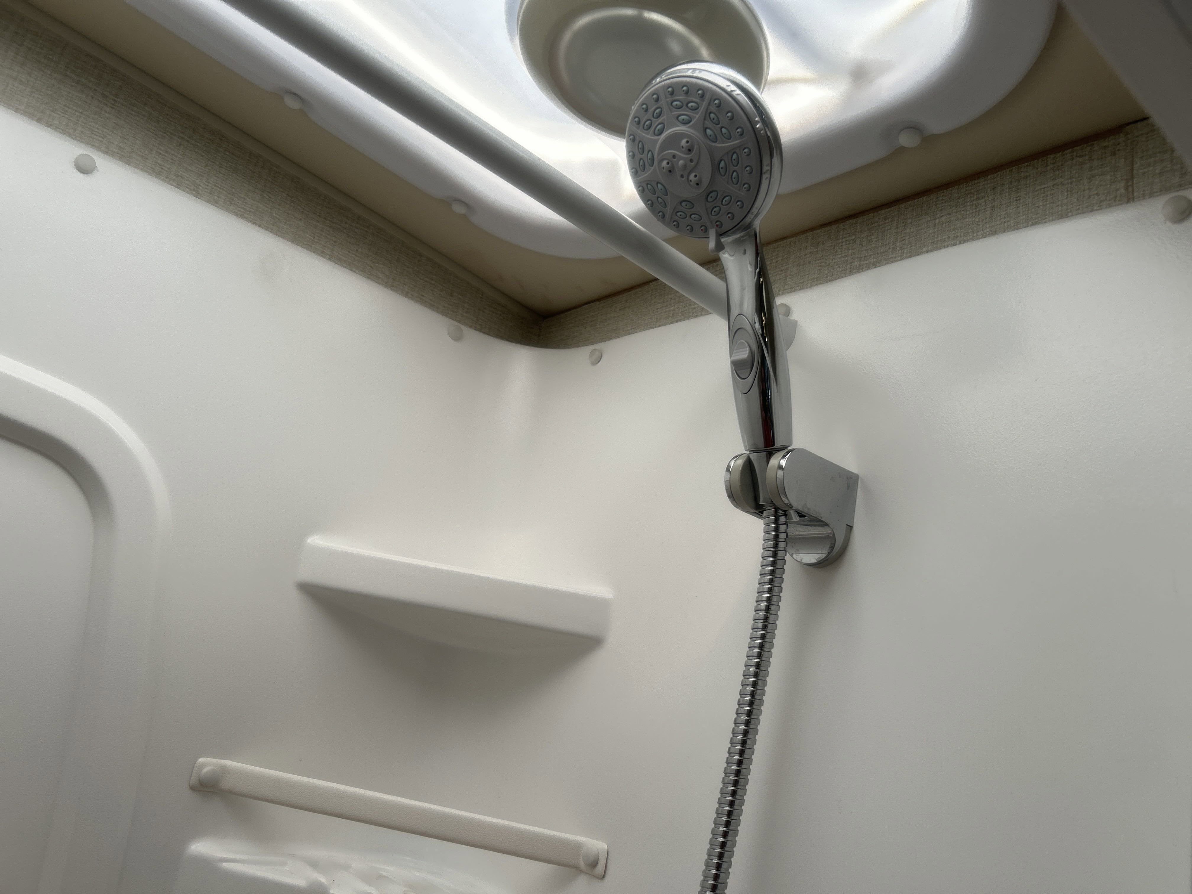 2015 Mercedes-Benz Sprinter Chassis-Cabs Camper