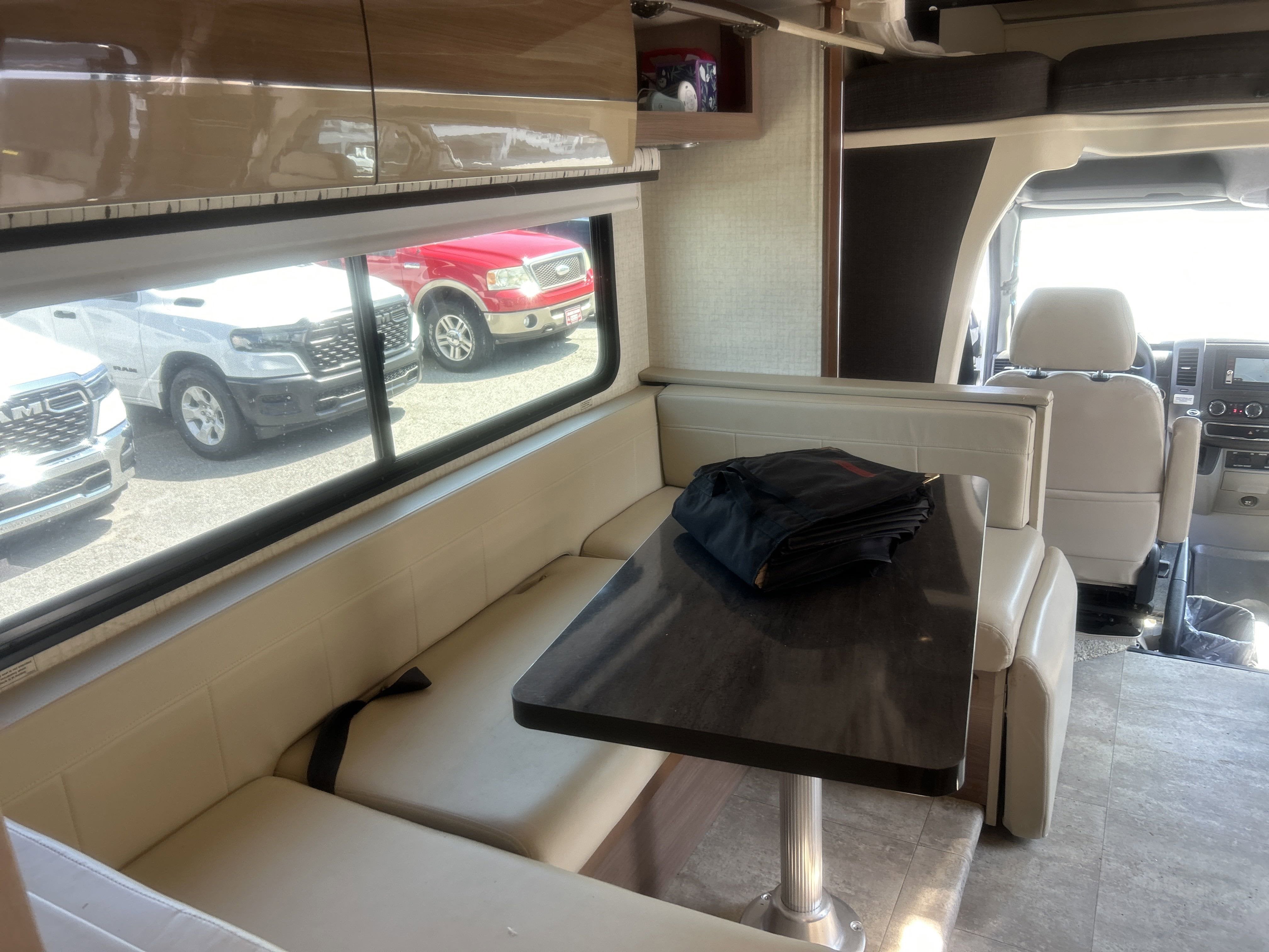 2015 Mercedes-Benz Sprinter Chassis-Cabs Camper