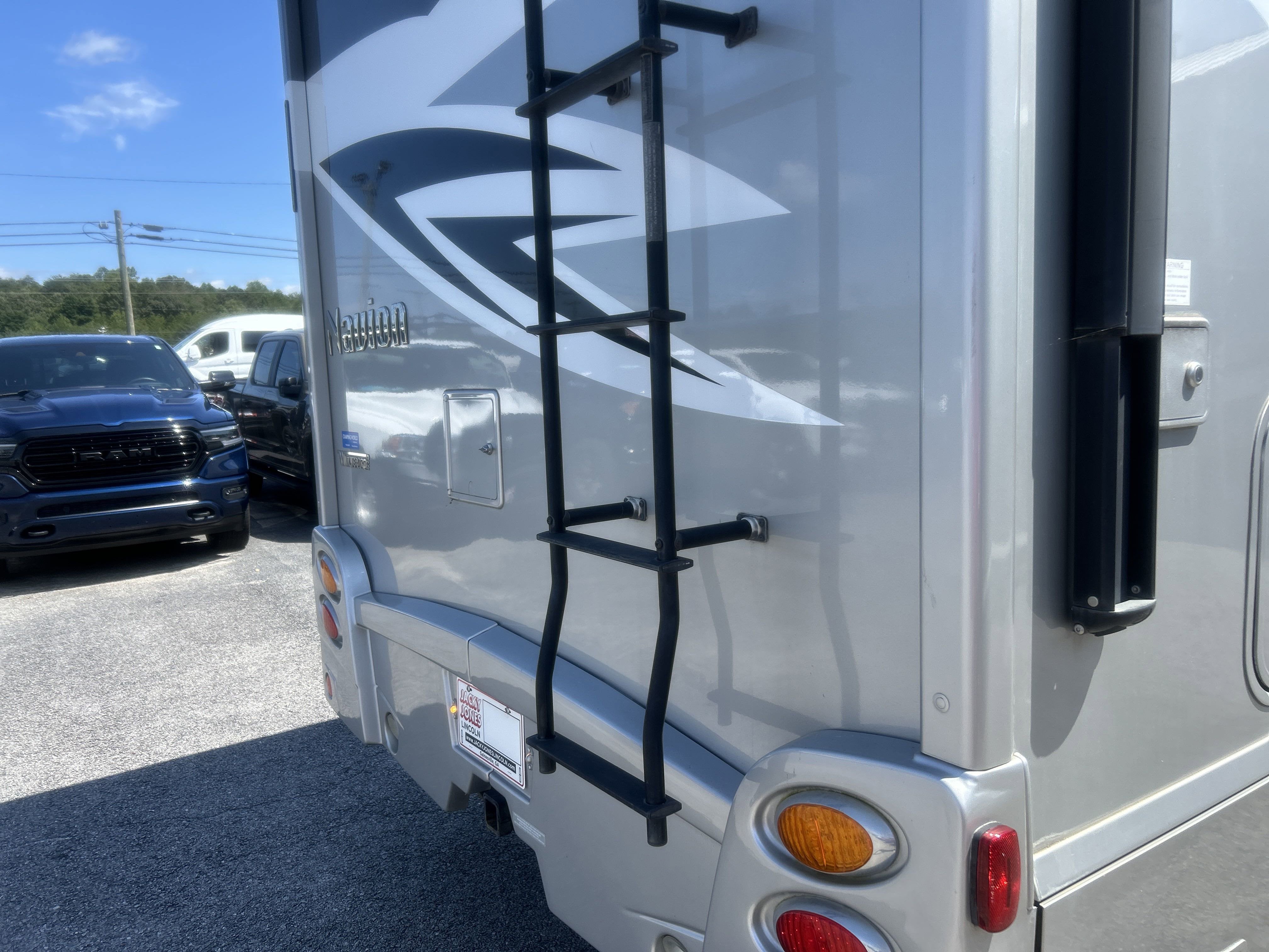 2015 Mercedes-Benz Sprinter Chassis-Cabs Camper