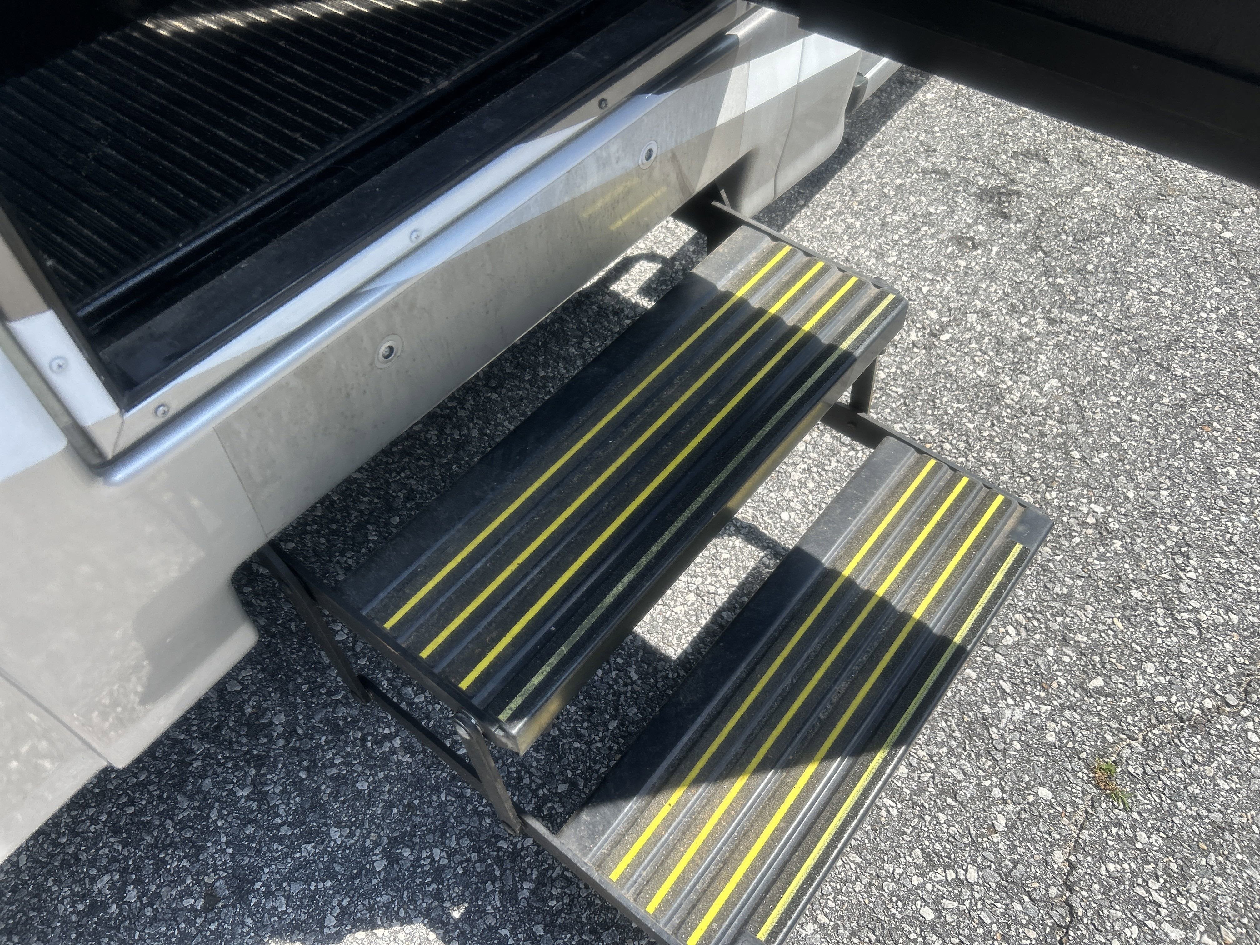 2015 Mercedes-Benz Sprinter Chassis-Cabs Camper