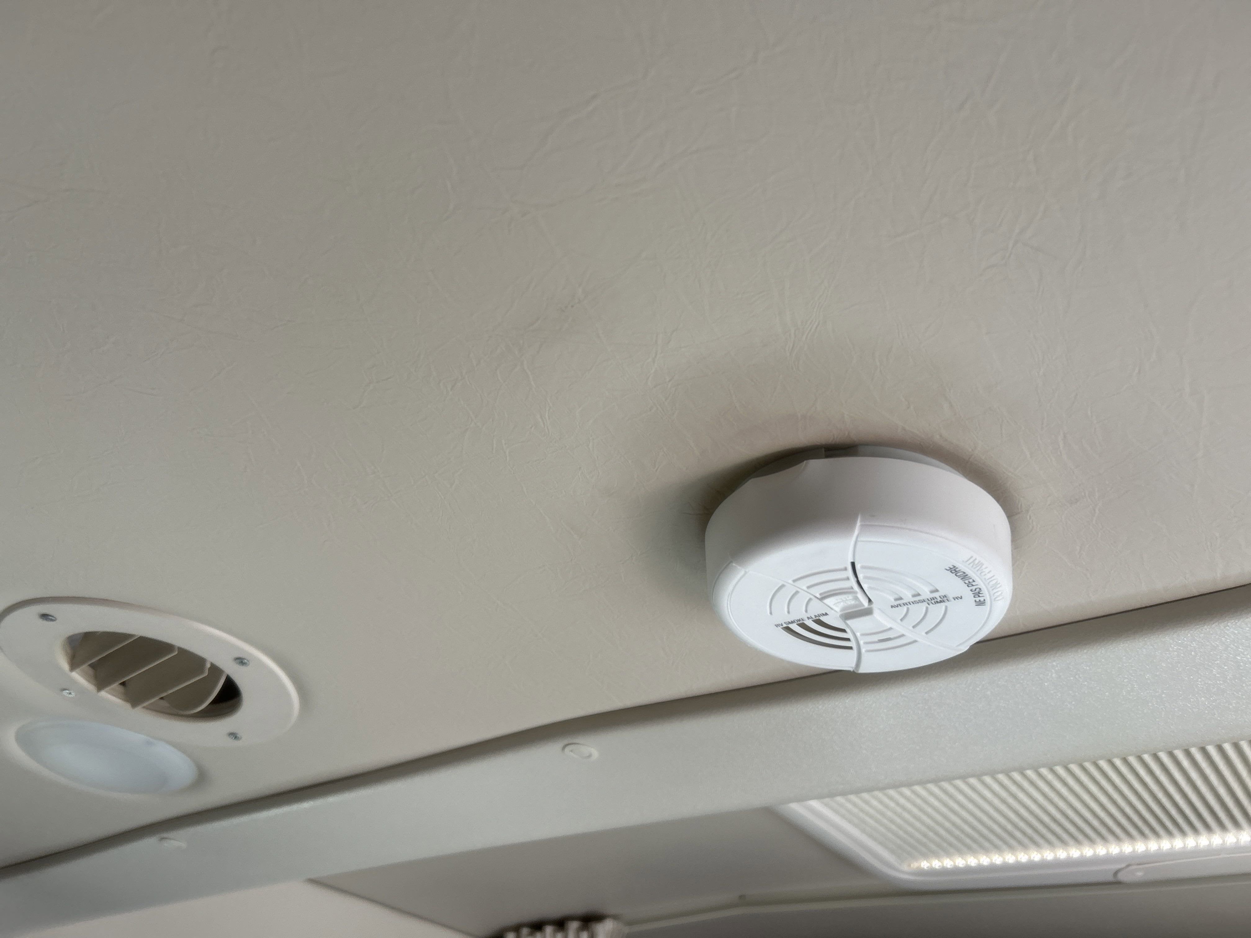 2015 Mercedes-Benz Sprinter Chassis-Cabs Camper