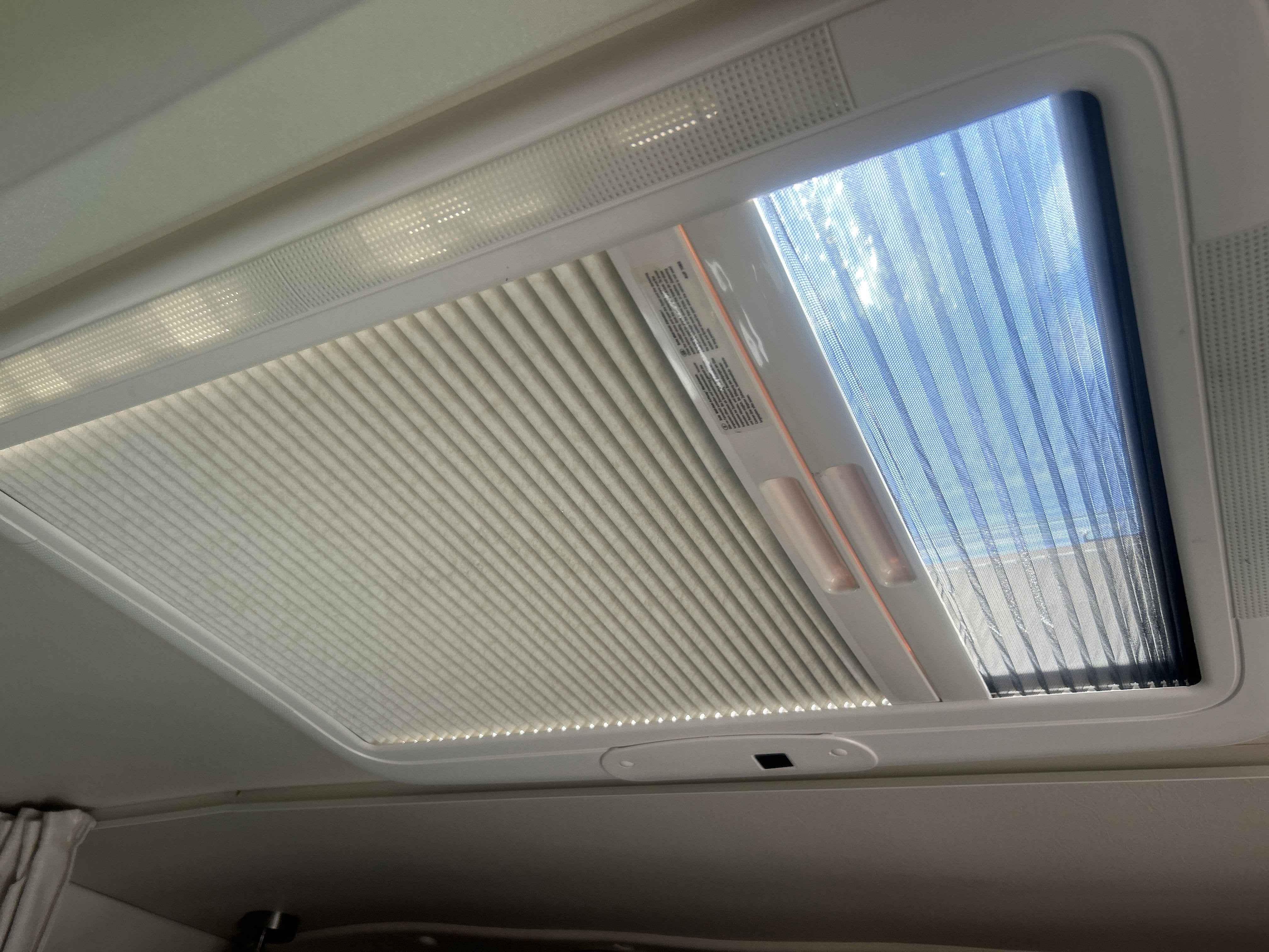 2015 Mercedes-Benz Sprinter Chassis-Cabs Camper