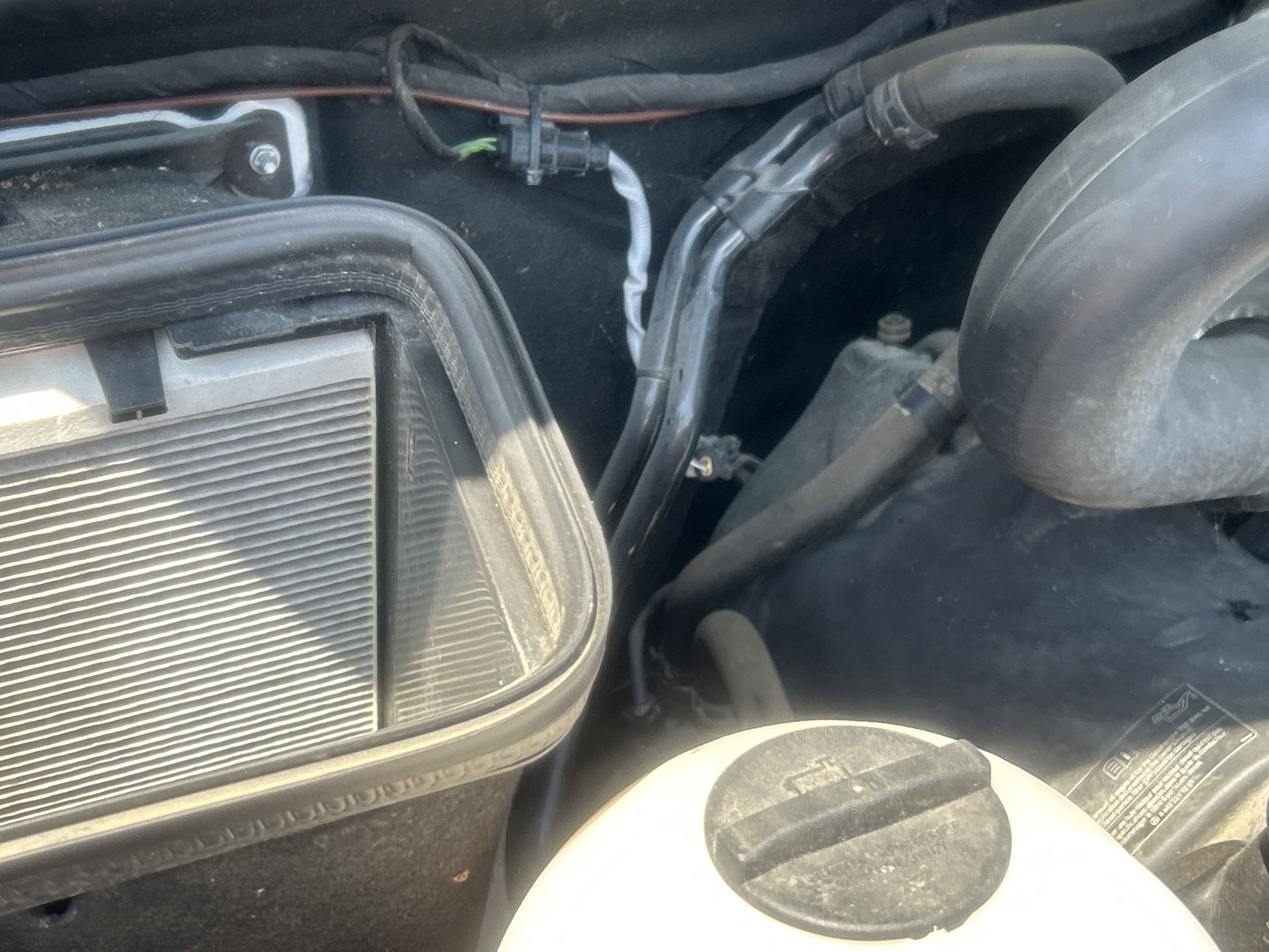 2015 Mercedes-Benz Sprinter Chassis-Cabs Camper